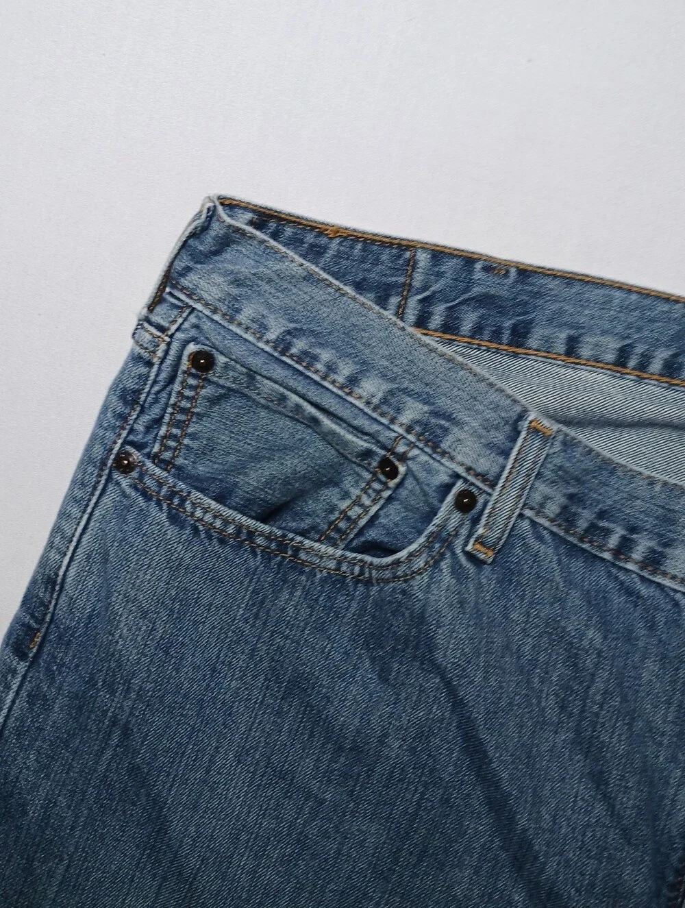 Levis comfortable men